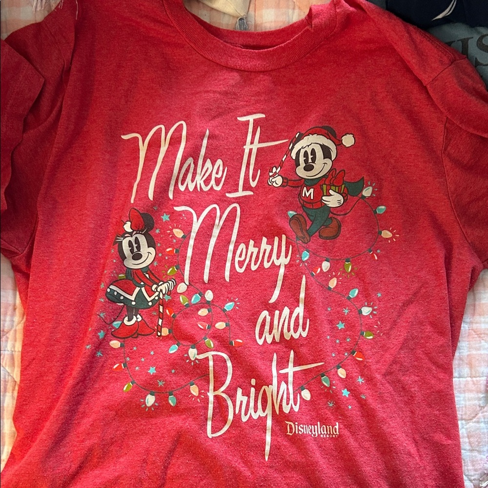 Disney women’s Christmas top Mickey Mouse, Minnie mouse EUC size M